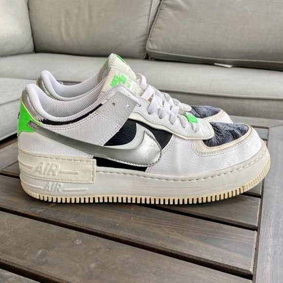 Nike Shoes - Nike // Air Force 1 Shadows